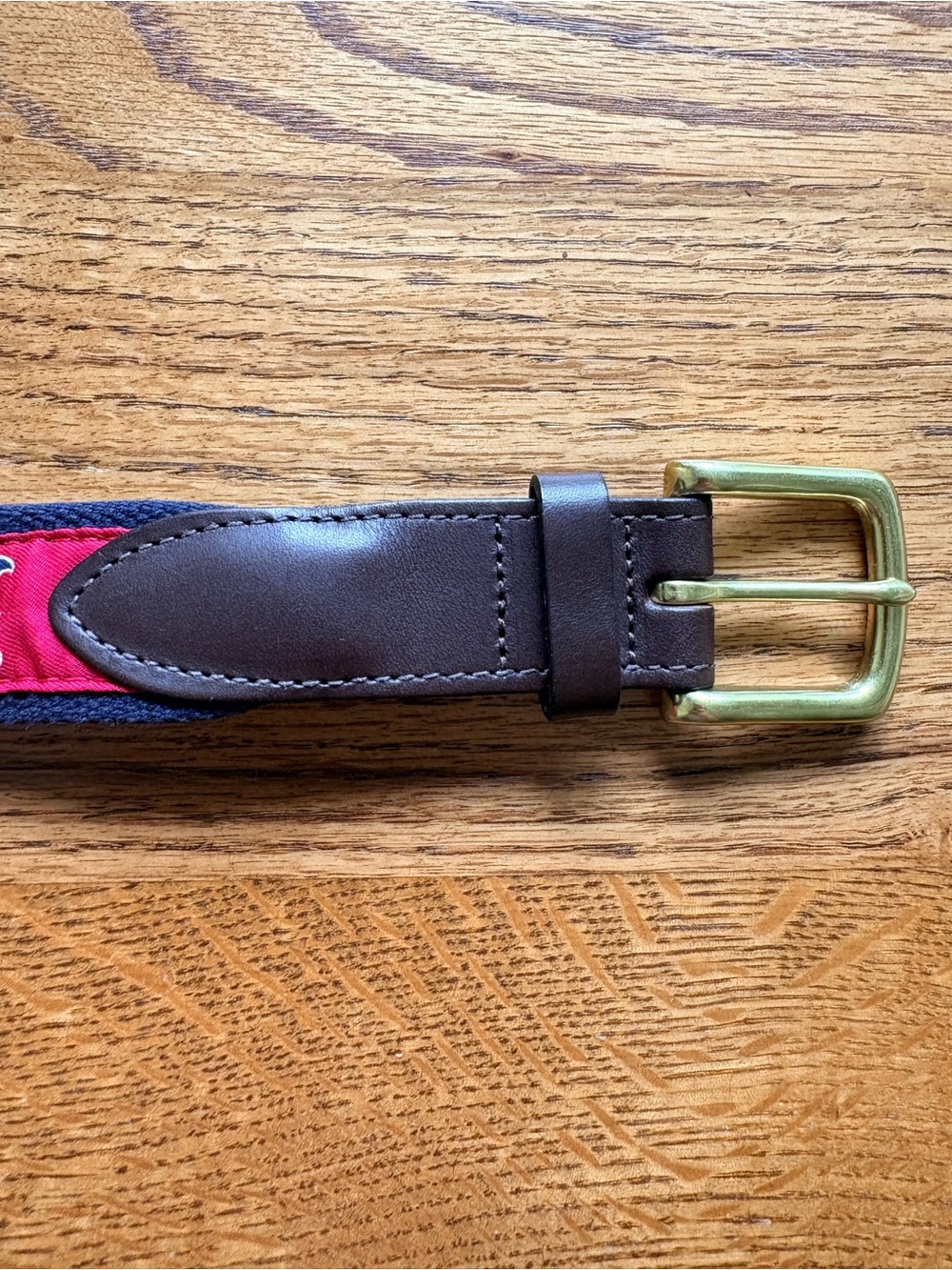 Vineyard Vines Boston Red Sox Red and Navy Belt with Brass Buckle- mens 30 waist - Picture 9 of 13